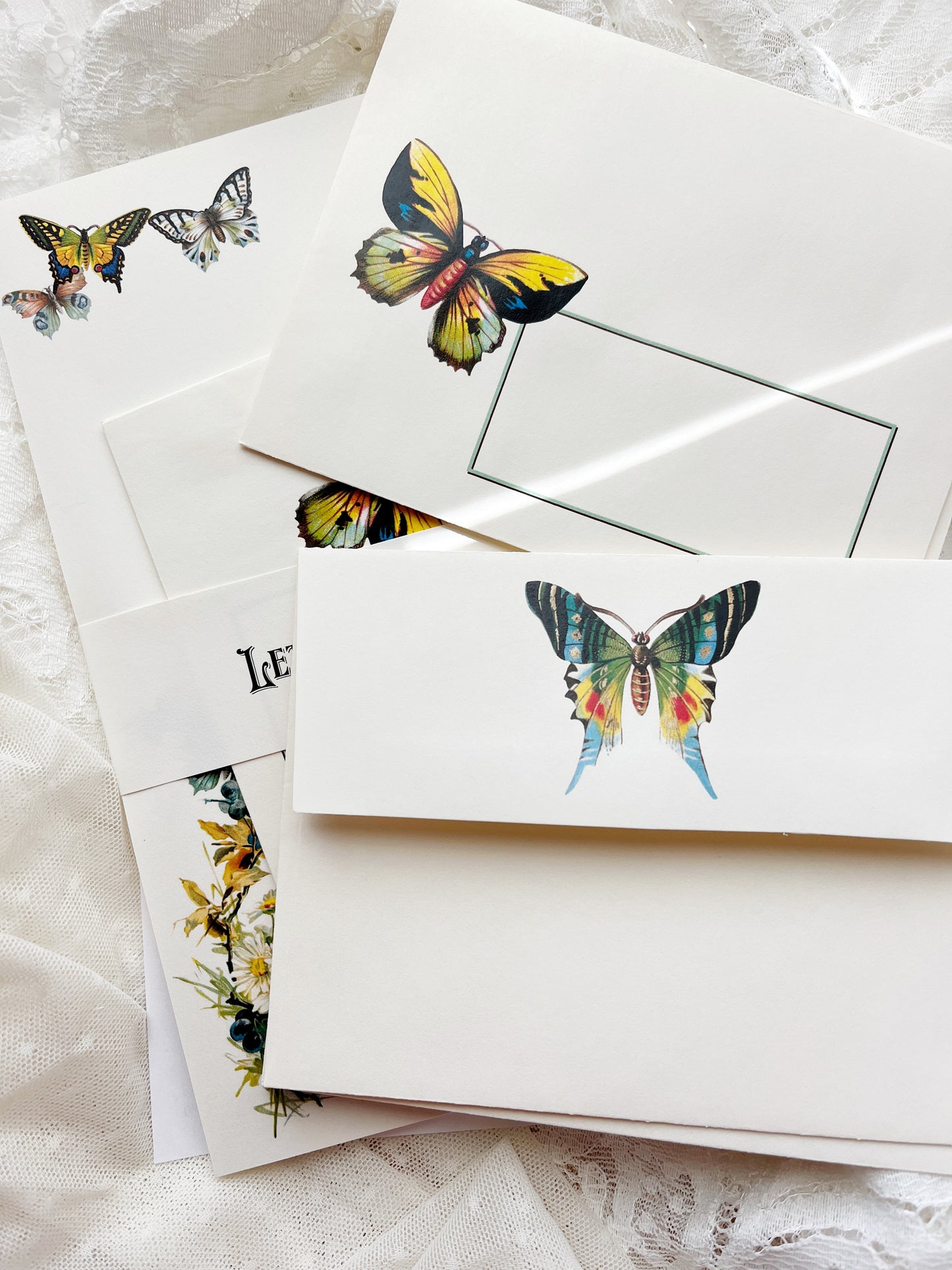 Vintage Themed Letter Writing Set