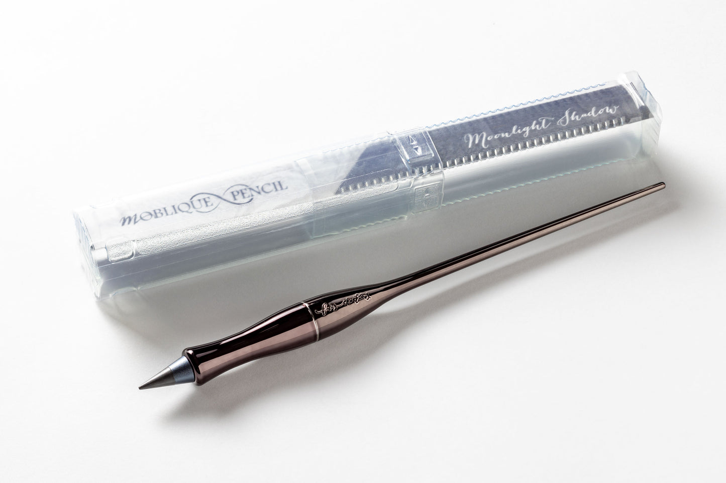 Moblique Infinity Pencil