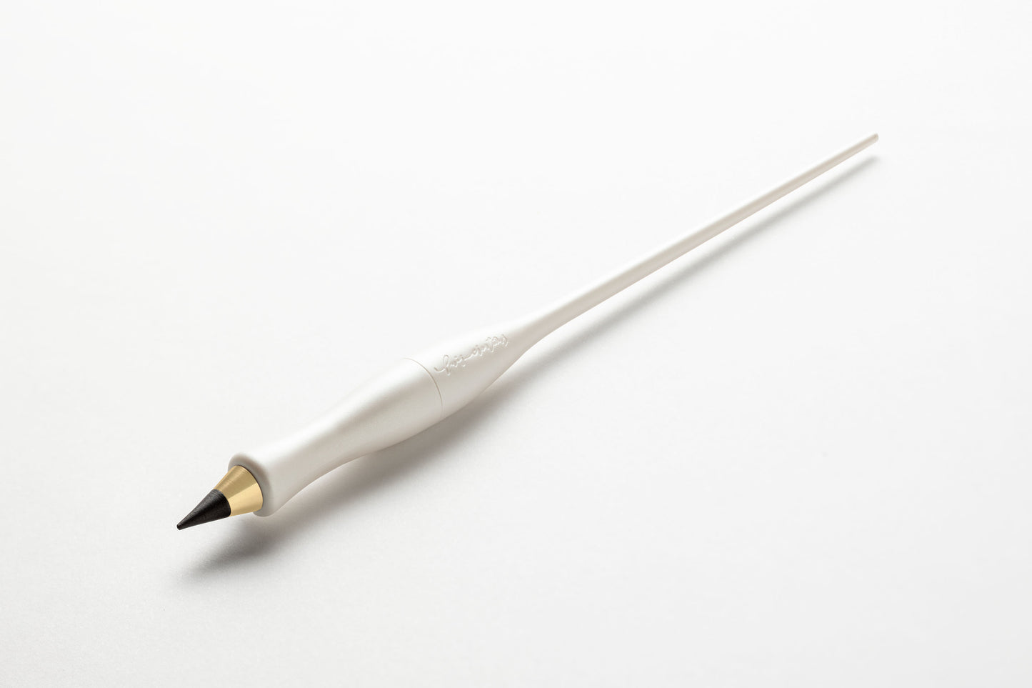 Moblique Infinity Pencil